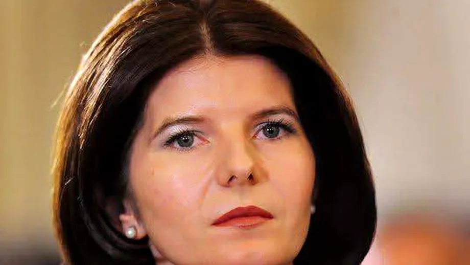 Cu ce se ocupă acum Monica Iacob Ridzi, după ce a dispărut din viața politică! Fostul Ministru s-a schimbat radical