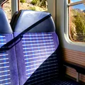 De ce trenurile nu au centuri de siguranță