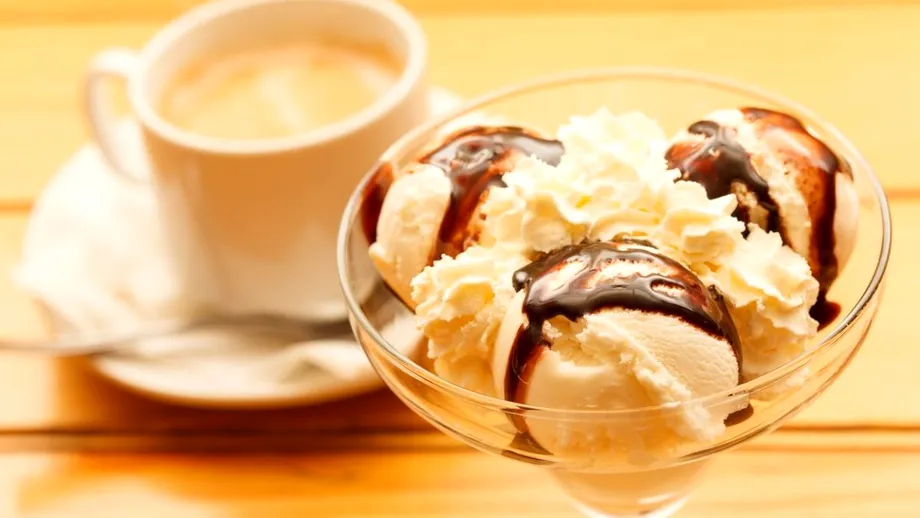 Înghețată de cafea cu frișcă și lapte condensat - cremoasă, fără adaos de zahăr