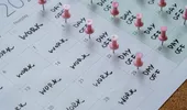 Ce zile libere ar putea să dispară din calendarul oficial din 2026