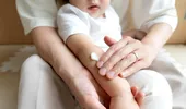 Cum alegem produsele cosmetice de vară pentru copii: sfaturi utile de la medicul dermatolog