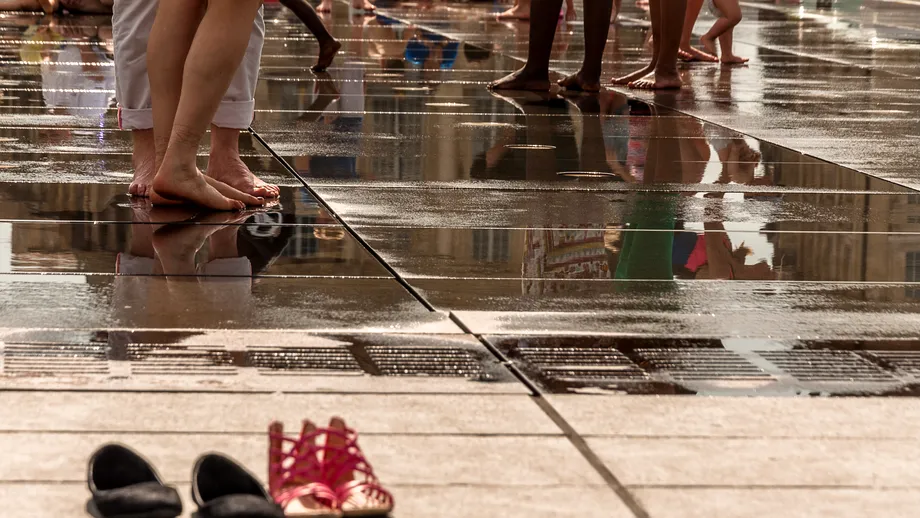 Ce semne îți dă corpul când ești „bătut” de soare: apar crampele de căldură și uneori chiar șocul hipertermic