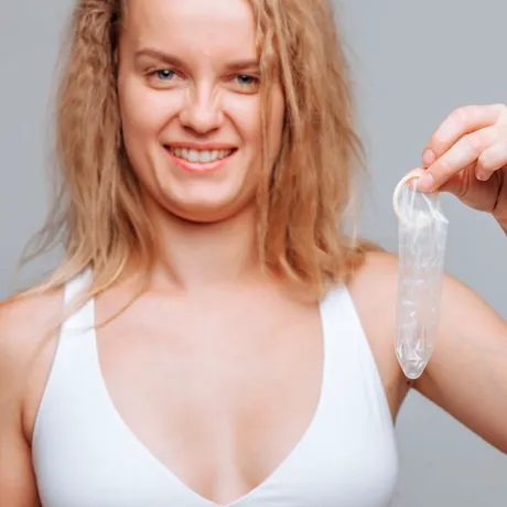 10 ciudățenii despre sex, păr pubian, vibratoare și prezervative