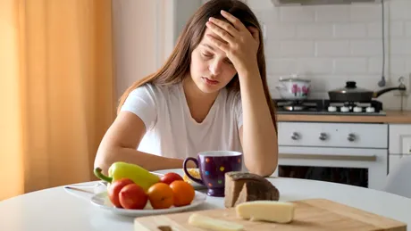5 semne că mănânci prea puțin și cum îți poate afecta acest lucru sănătatea