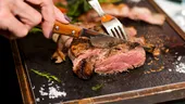 De ce NU este recomandat să mănânci CARNE în fiecare zi: Ce spun specialiștii despre riscuri