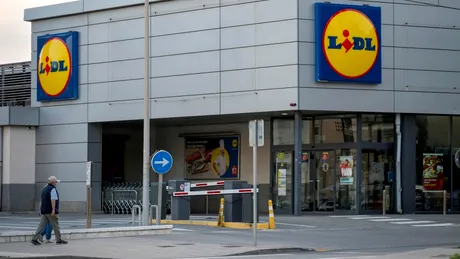 Lidl dă startul cumpărăturilor de Crăciun cu reduceri consistente. Ofertele sunt valabile până pe 21 decembrie