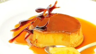Cremă de zahăr ars din 5 ingrediente. Ce să pui în compoziție ca să nu miroasă a ou