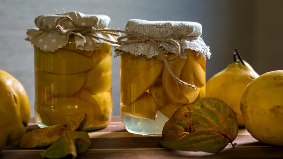 Cum prepari compot de gutui pentru sezonul rece. Secretul pe care puține gospodine îl cunosc