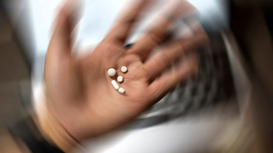 Cum pot combinațiile de medicamente periculoase să-ți afecteze sănătatea