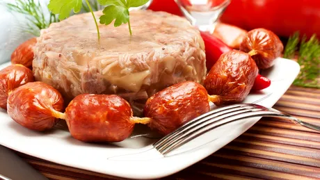 Reţetă piftie de porc - VIDEO by CSID