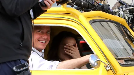 Tom Cruise iubește din nou! Cum arată femeia cu 20 de ani mai tânără care i-a furat inima