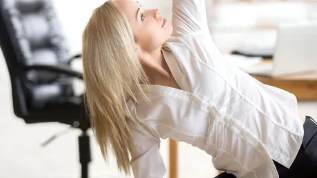 Yoga la birou, un nou beneficiu pentru angajaţii români