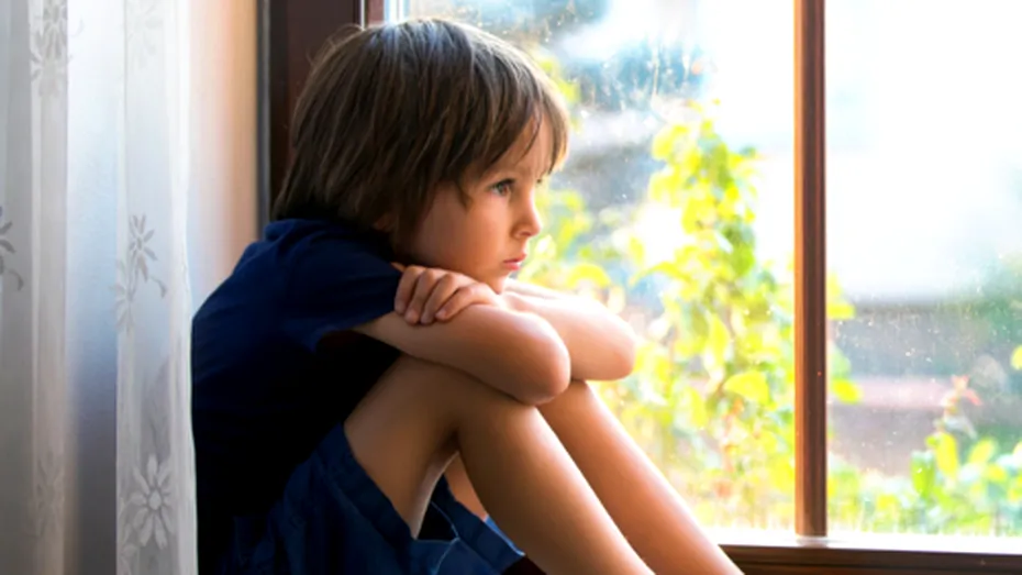 Izolare în contextul COVID-19 - copiii au risc mai mare de abuz şi violenţă