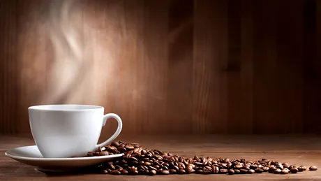 Ce se întâmplă, de fapt, când bei cafea reîncălzită. Mulți români fac această greșeală