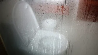 De ce apare condensul pe vasul de toaletă și cum îl elimini eficient?