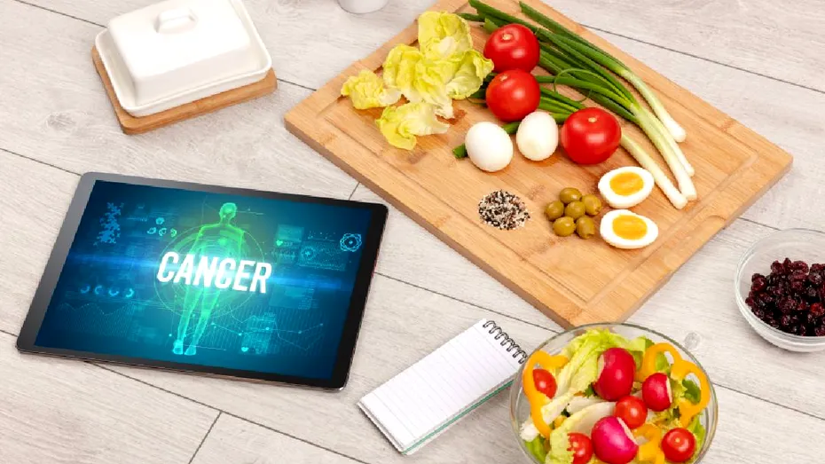 Avertisment pentru românii din Marea Britanie! Pesticide cancerigene prezente în 17 tipuri de fructe și legume