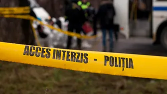 Un bărbat din Vaslui și-a ținut tatăl mort pe fotoliul din casă, pentru a-i încasa pensia! Cum l-a descoperit poștașul?