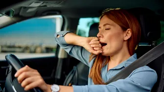 De ce căscăm? Explicațiile din spatele unui gest aparent banal