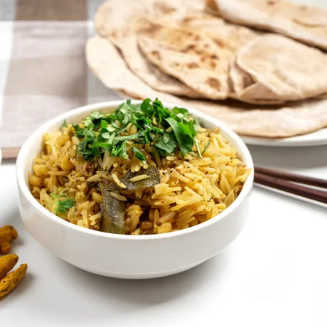 Kitchari, detoxul ayurvedic blând care îți curăță mintea, corpul și spiritul